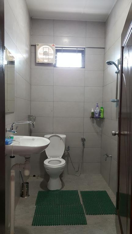 Ellis Lot 310 Villa Kuching Kültér fotó