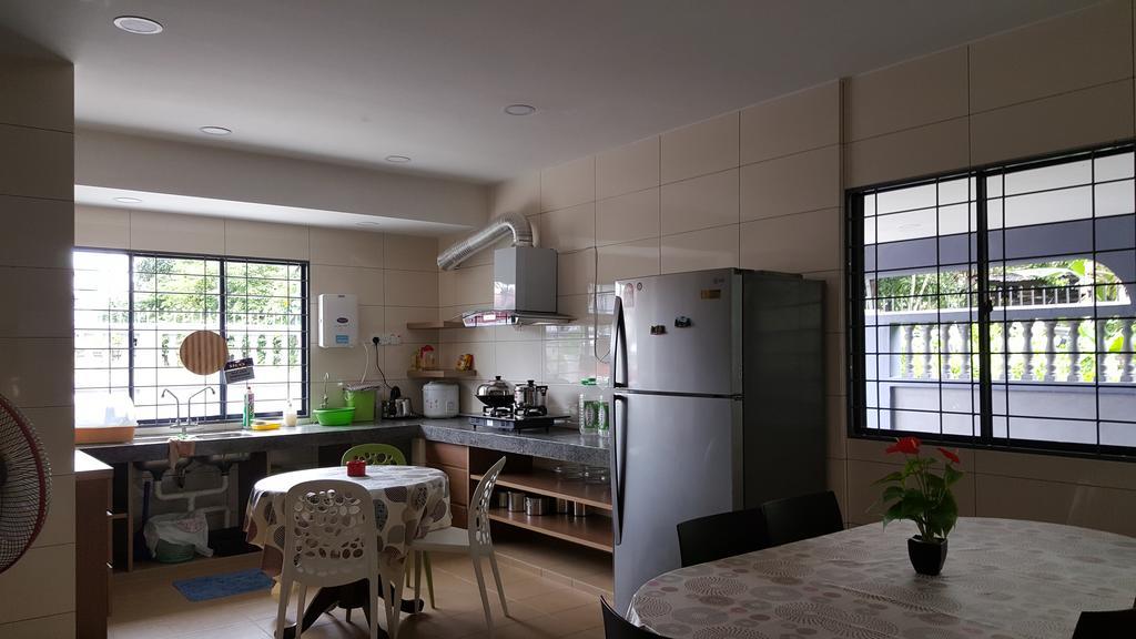 Ellis Lot 310 Villa Kuching Kültér fotó