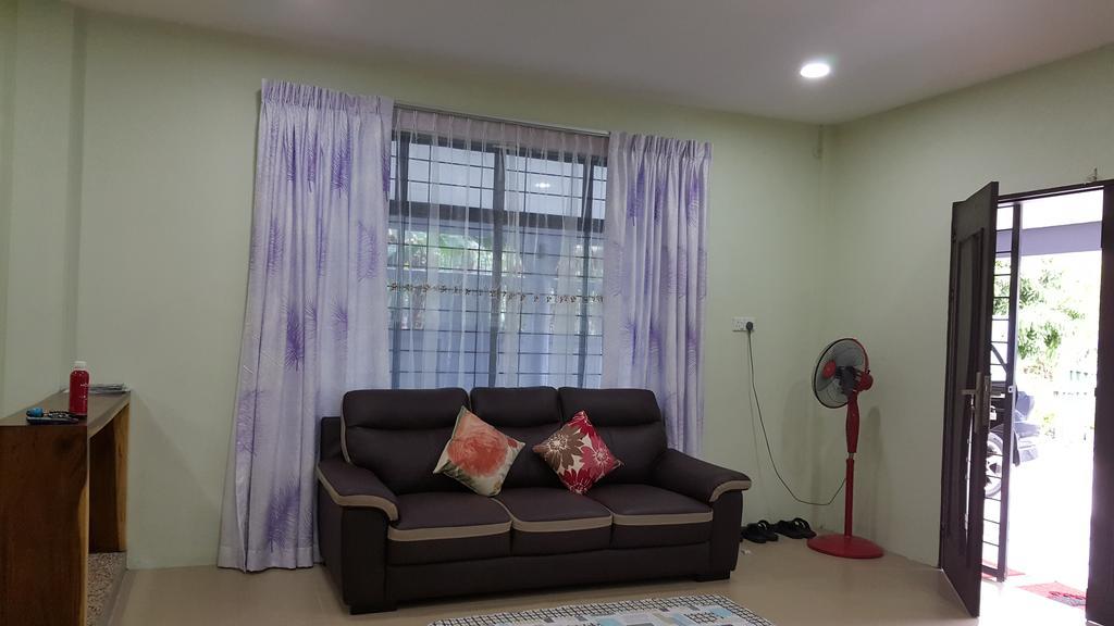 Ellis Lot 310 Villa Kuching Kültér fotó