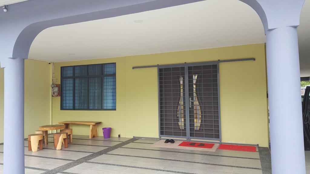 Ellis Lot 310 Villa Kuching Kültér fotó